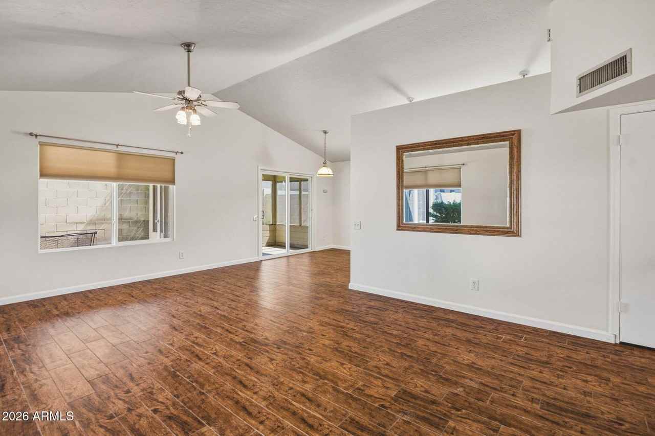 5246 W Boston Way S - Photo 6 of 36