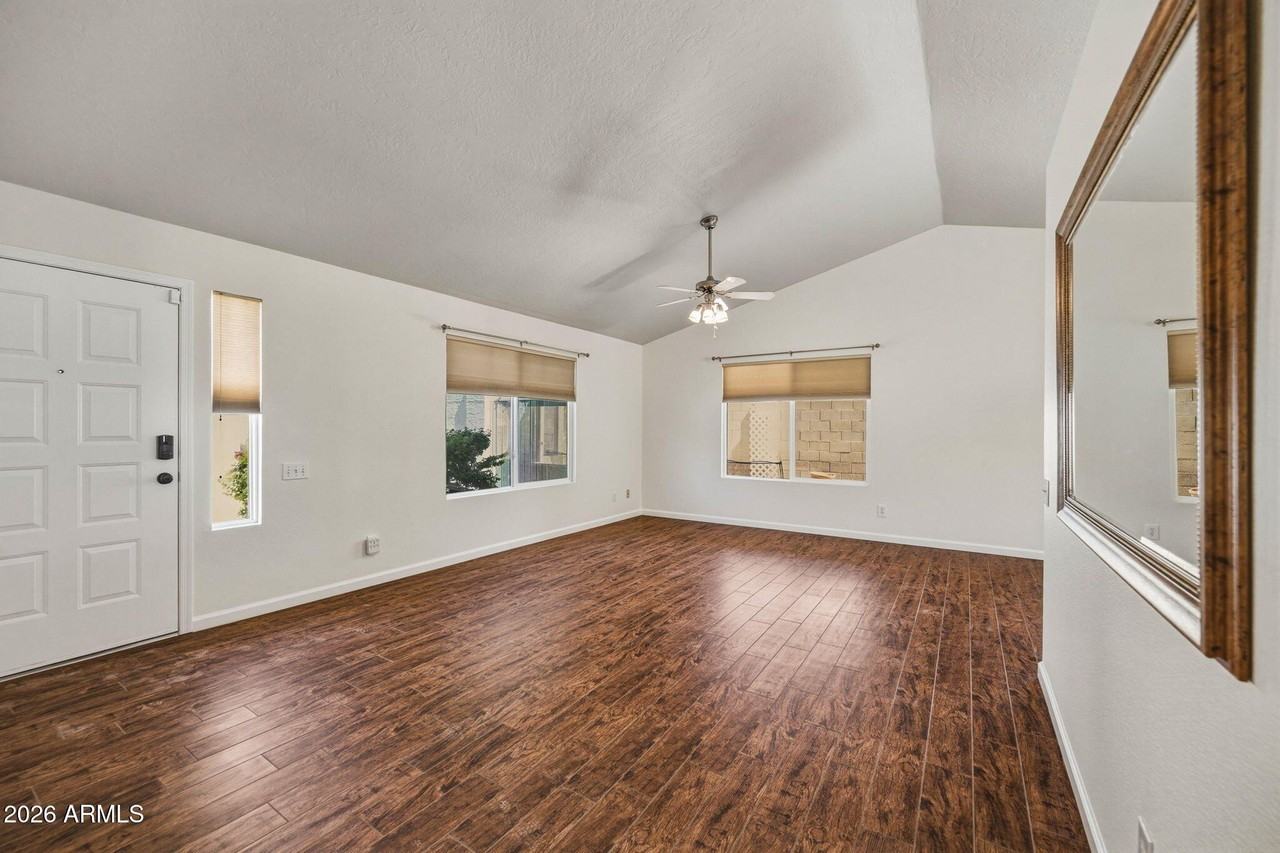 5246 W Boston Way S - Photo 7 of 36