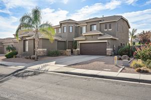 featured image of 4129 E Clubview Dr