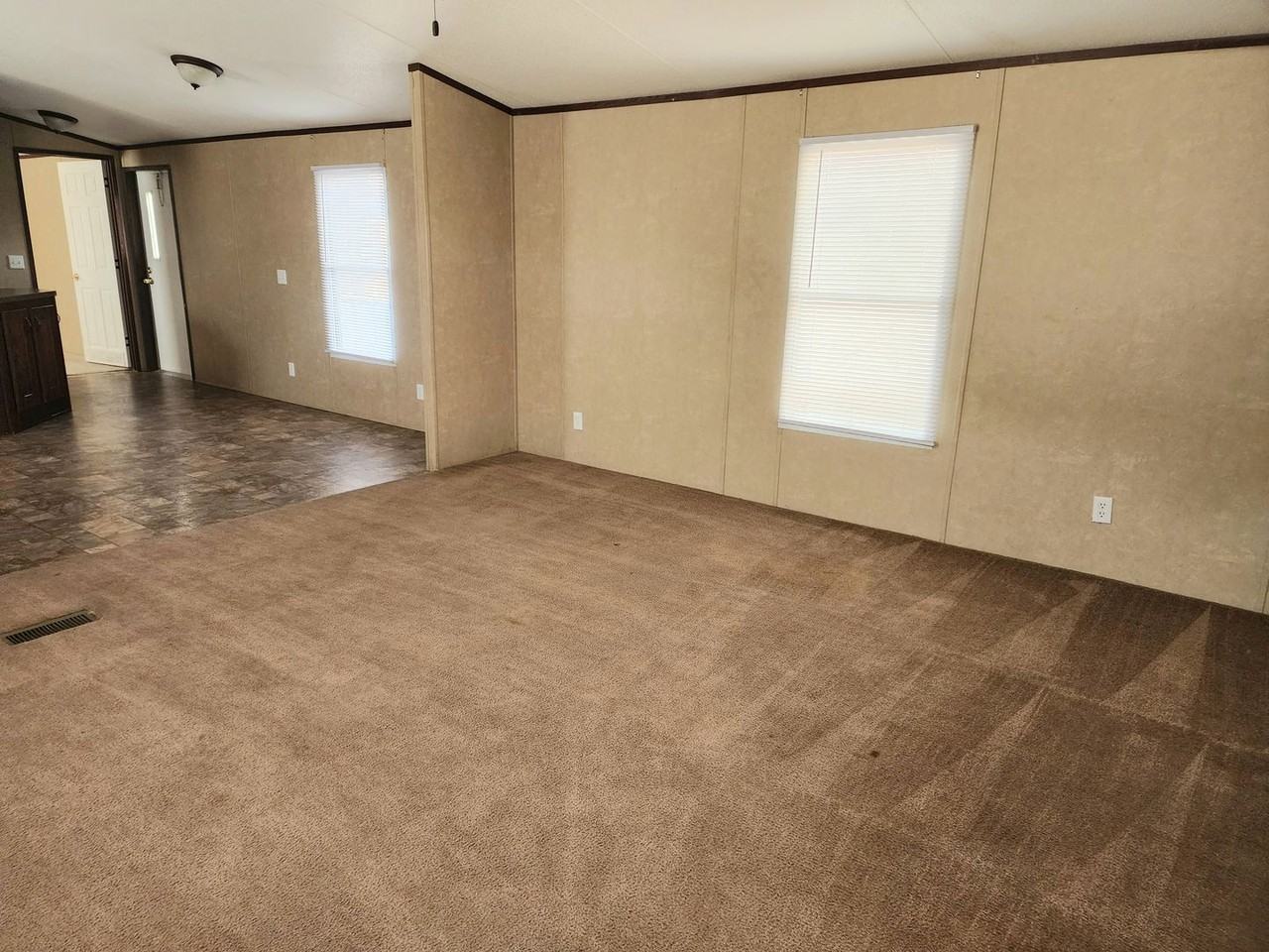 413 N Avenue K - Photo 2 of 26