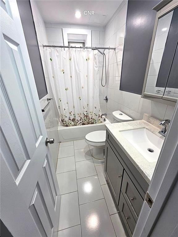 387 E 96th St #1F - Photo 4 of 9