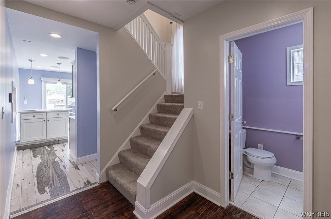 298 Cumberland Ave - Photo 4 of 26