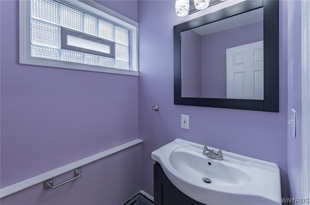 298 Cumberland Ave - Photo 5 of 26