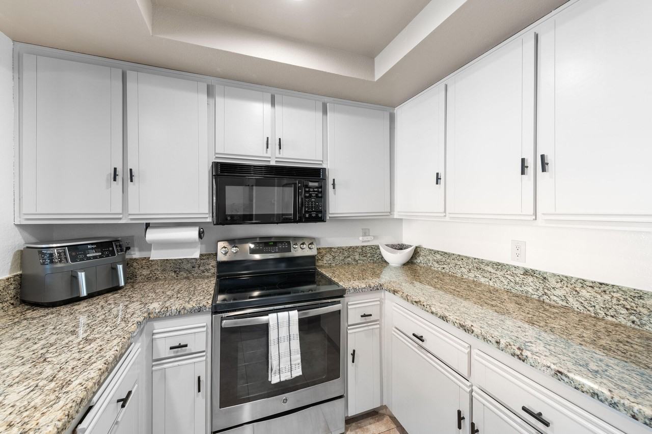 43754 Avenida Alicante - Photo 4 of 21