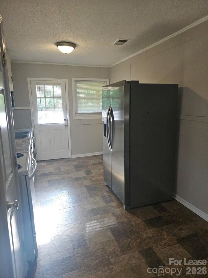 2250 Brookwood Rd - Photo 6 of 19