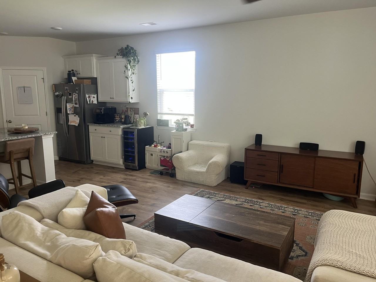 1024 Wading Point Blvd - Photo 2 of 10