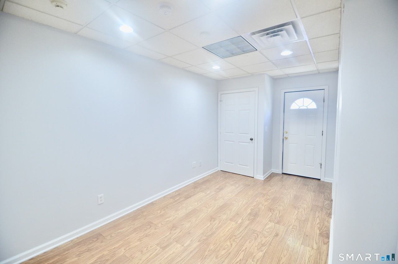 1880 Barnum Ave - Photo 3 of 9
