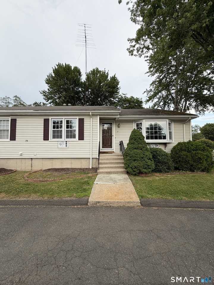56 Janet Cir #7