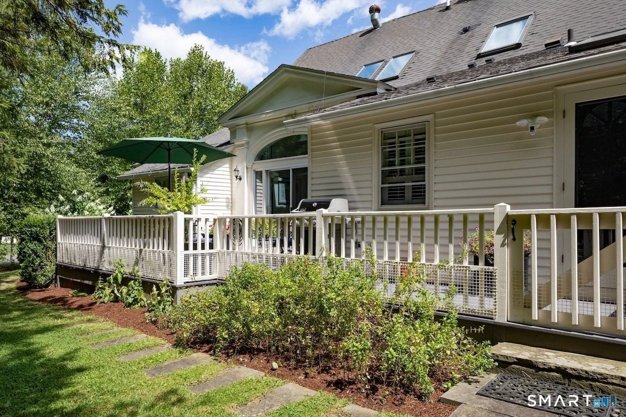 5 Great Elm Dr - Photo 3 of 36