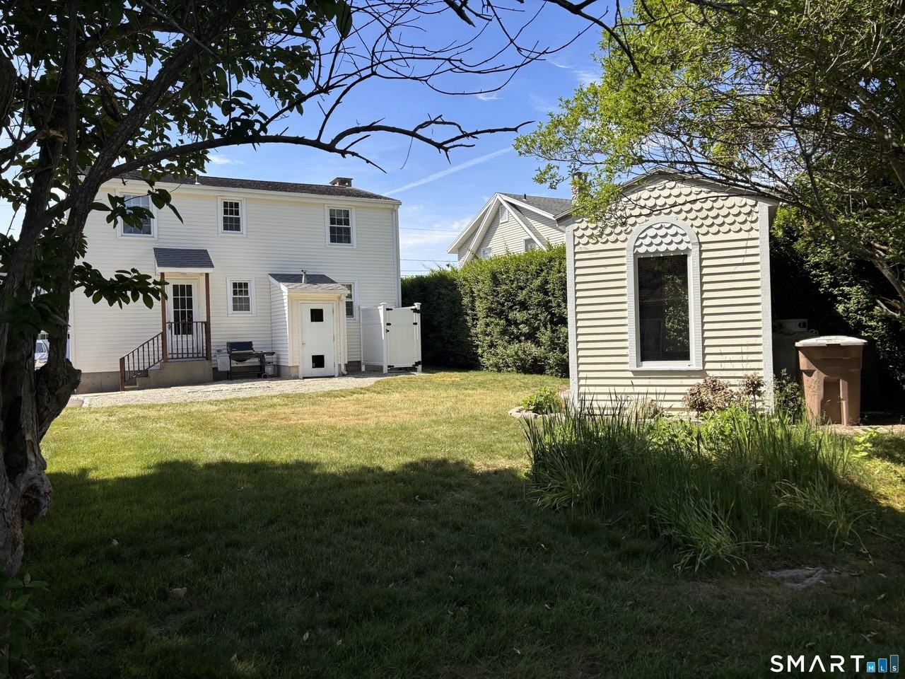 7 Nehantic Dr - Photo 3 of 19