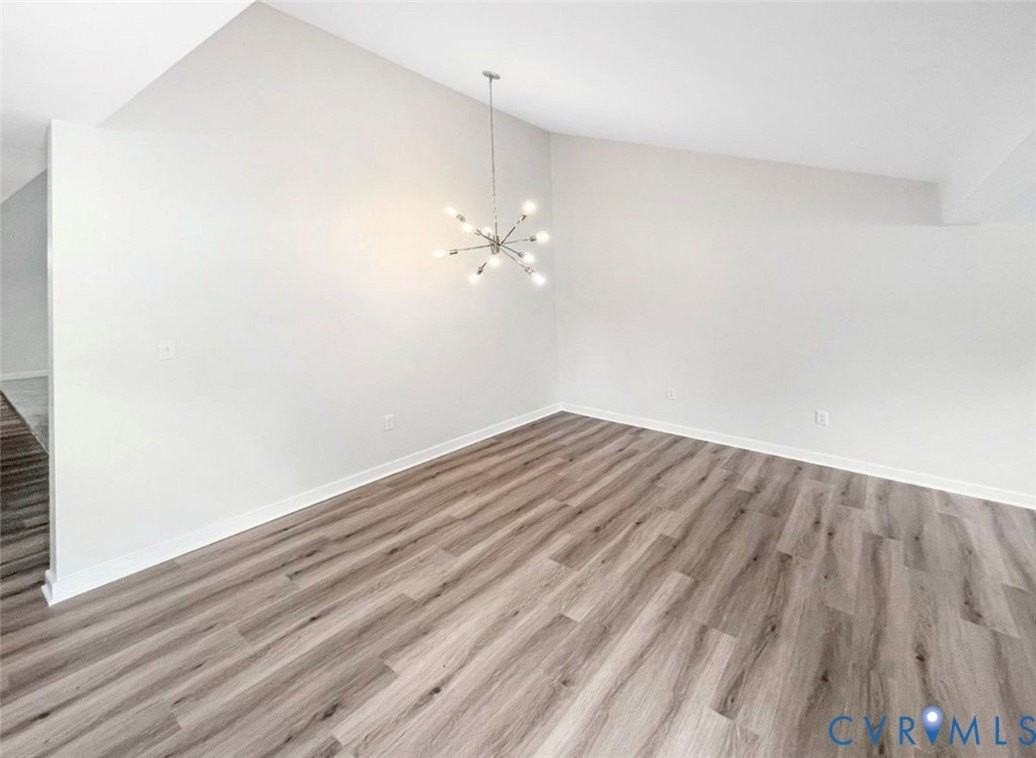 7905 Tamarind Dr - Photo 3 of 13