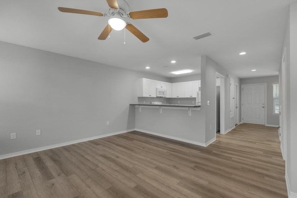 2259 Whitman Ln - Photo 3 of 17