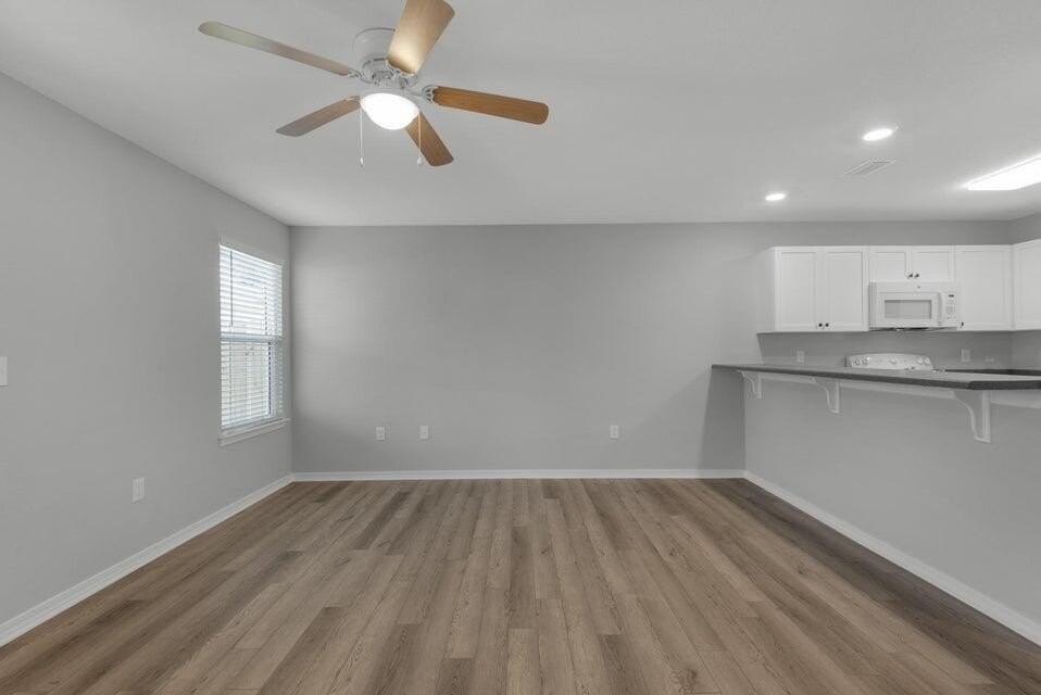2259 Whitman Ln - Photo 4 of 17