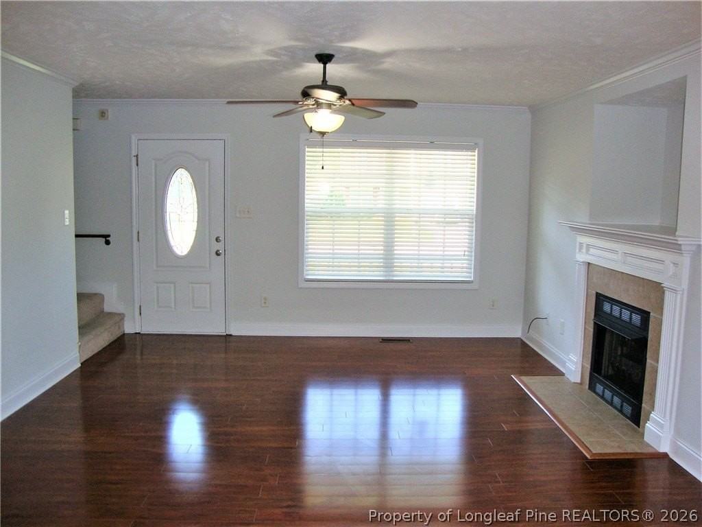 1607 Silver Ridge Ct - Photo 3 of 19