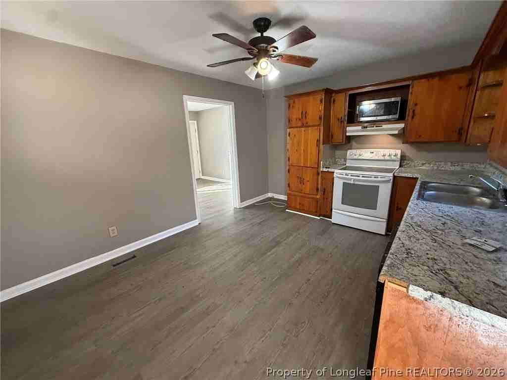 2223 Carbine St - Photo 2 of 11