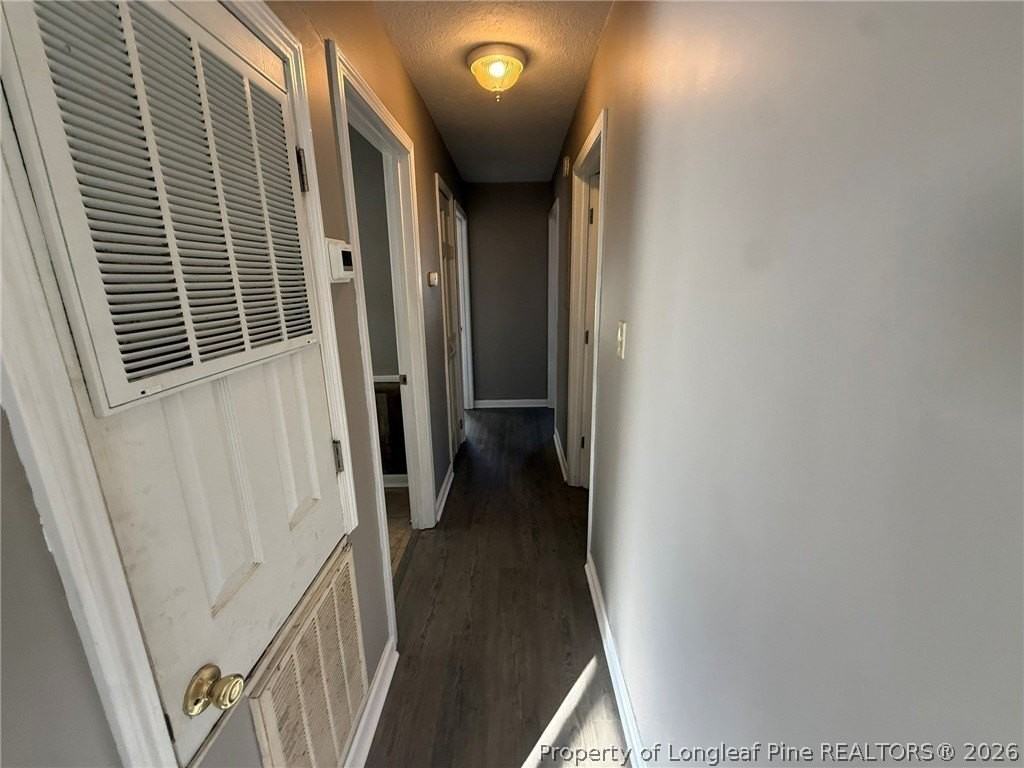 2223 Carbine St - Photo 4 of 11