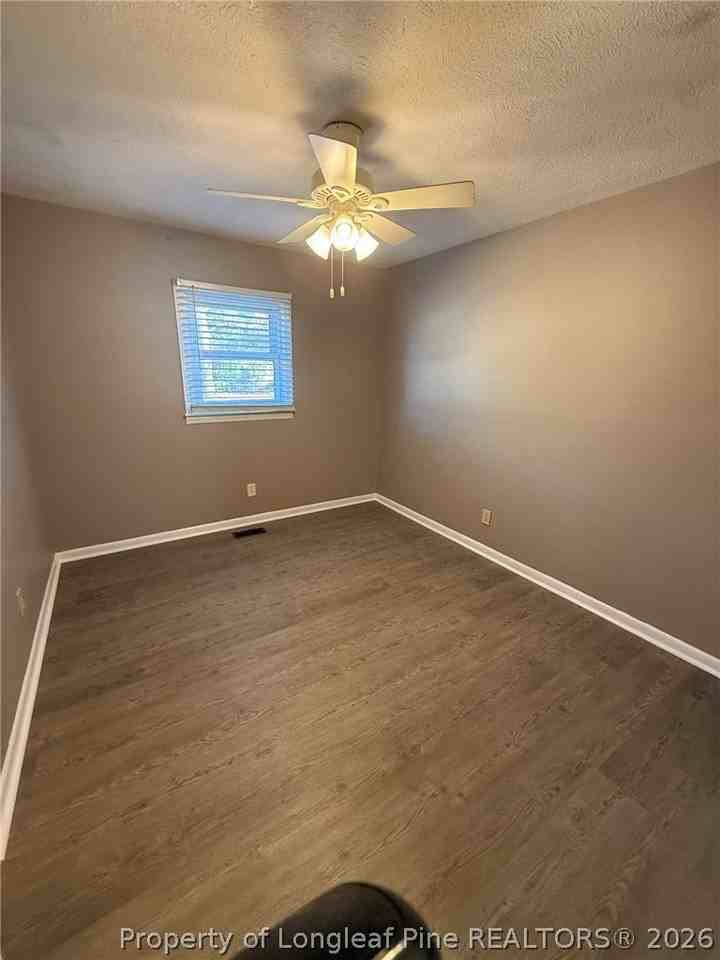2223 Carbine St - Photo 7 of 11