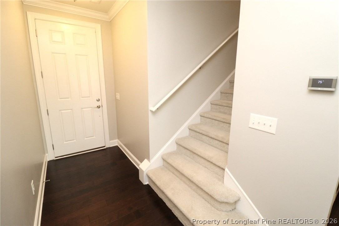 410 Boscawen Ln - Photo 2 of 42