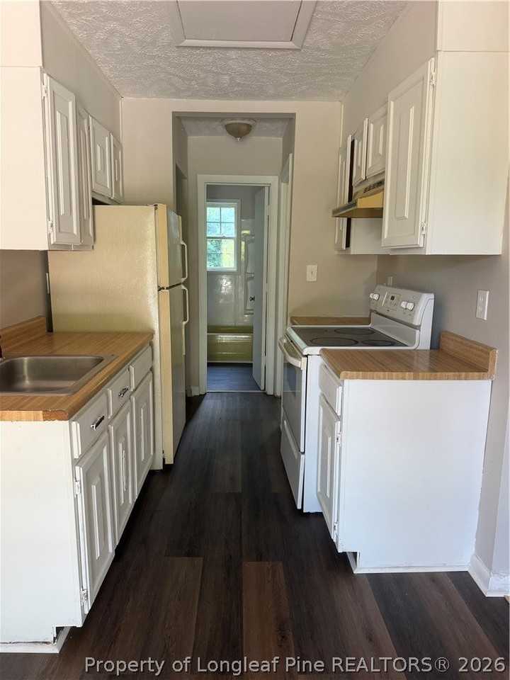 119 Johnson St #B - Photo 4 of 6