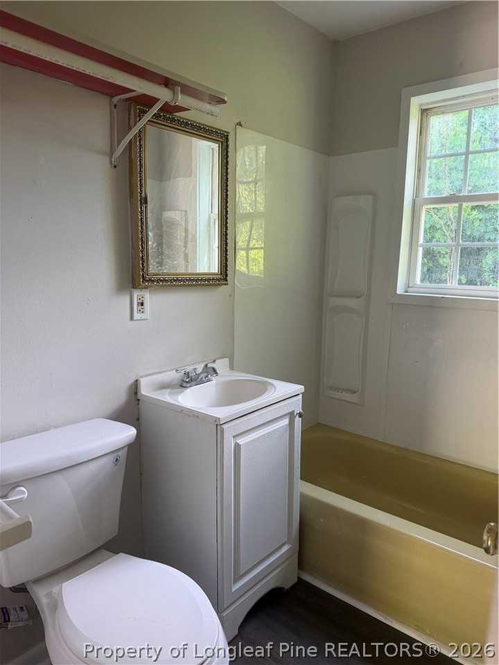 119 Johnson St #B - Photo 6 of 6