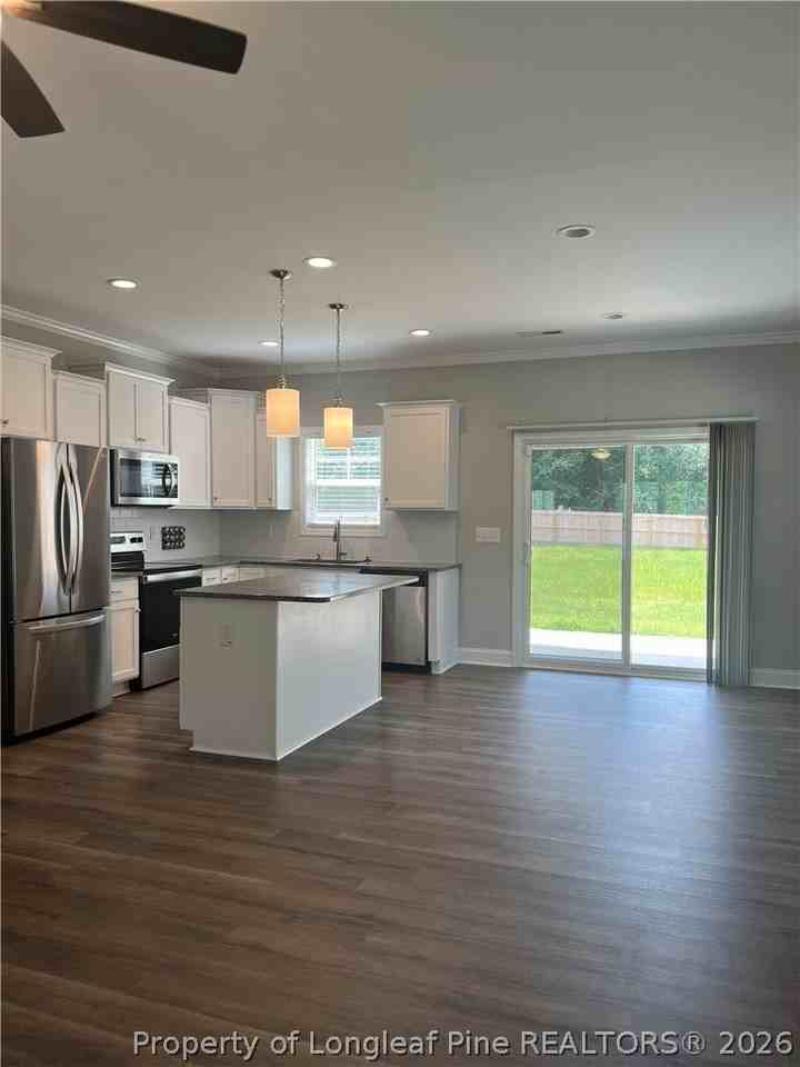 1219 Morgan St - Photo 7 of 30