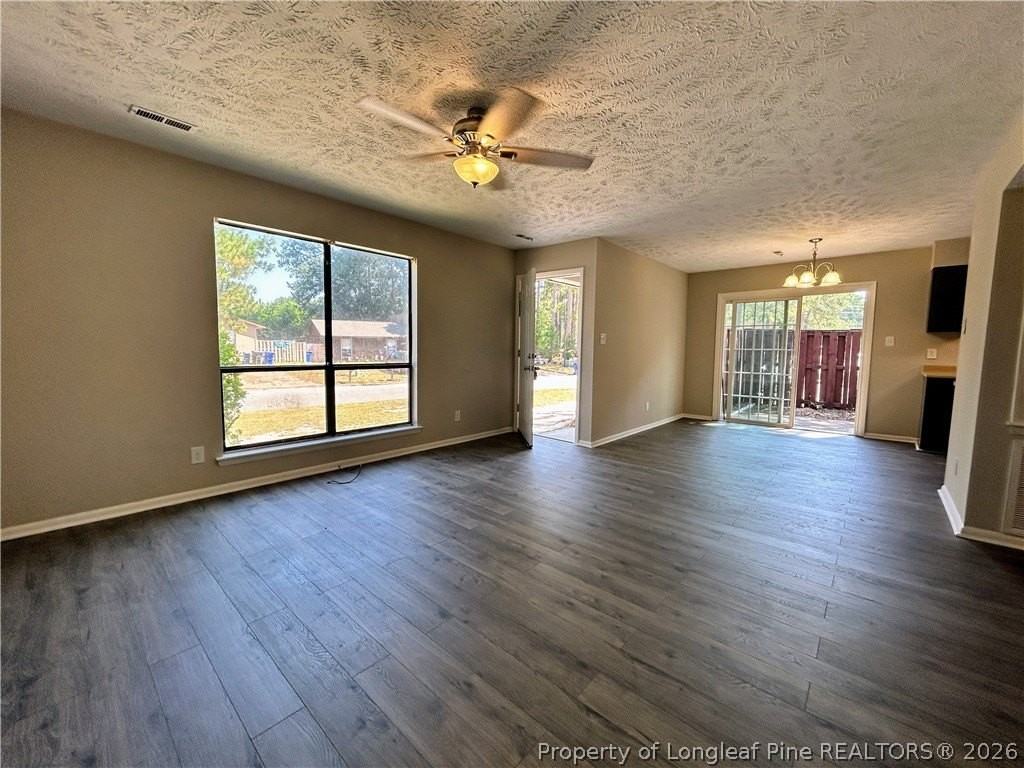 633 Mosswood Ln - Photo 3 of 15