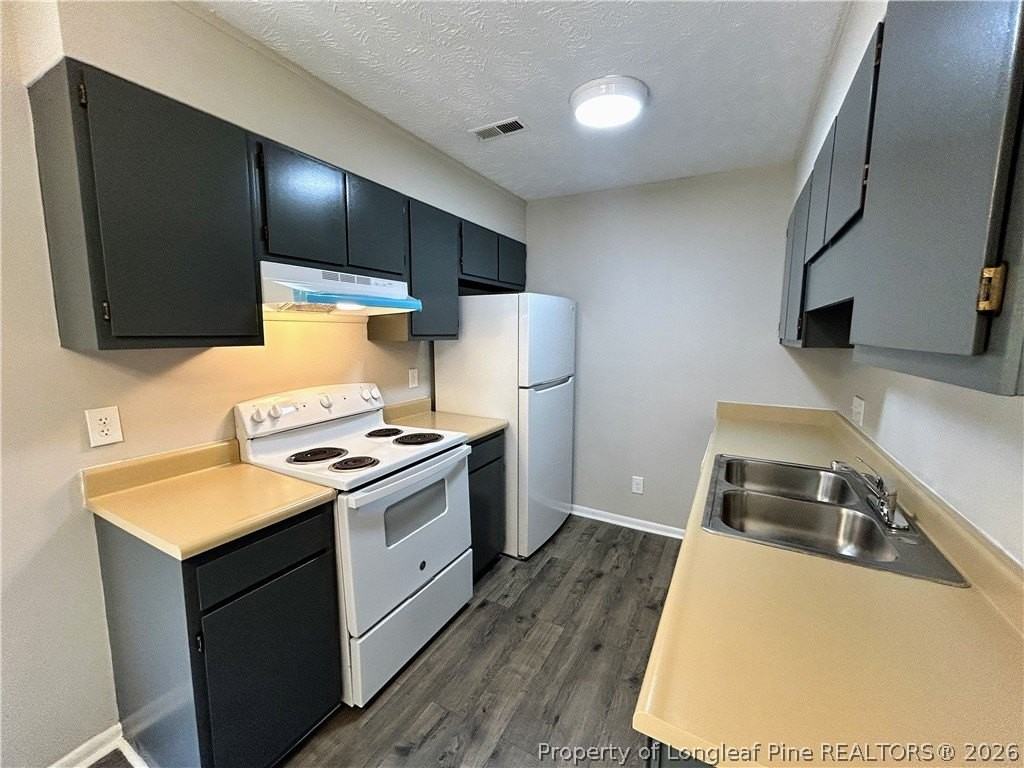 633 Mosswood Ln - Photo 6 of 15