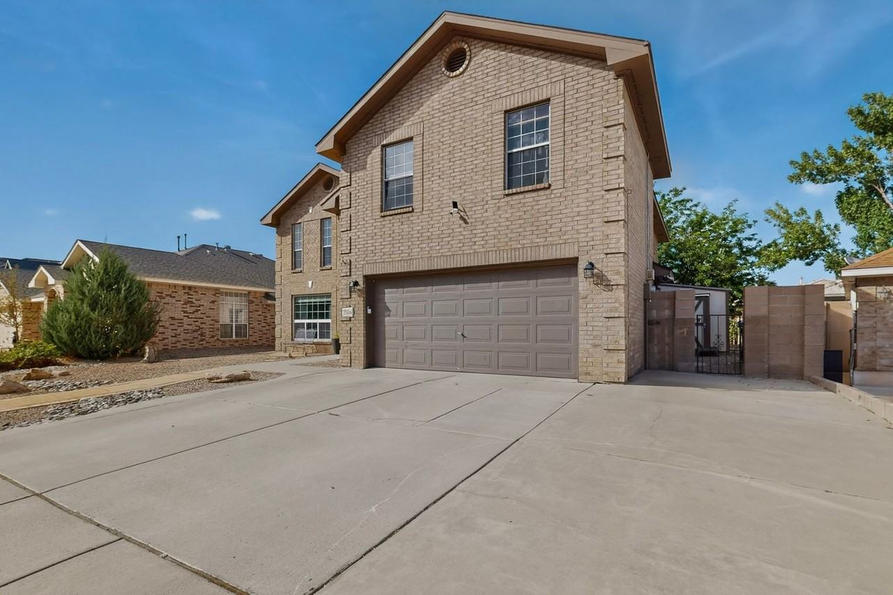 7504 Rio Salado Ct Nw - Photo 2 of 47