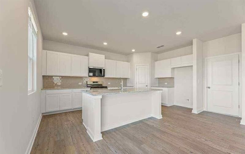 2665 Mourning Dove Dr Lot 51 - Photo 4 of 10
