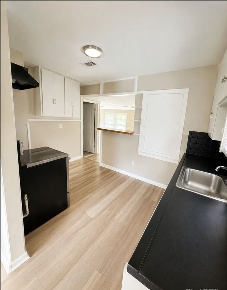 4450 Dallas St - Photo 2 of 7
