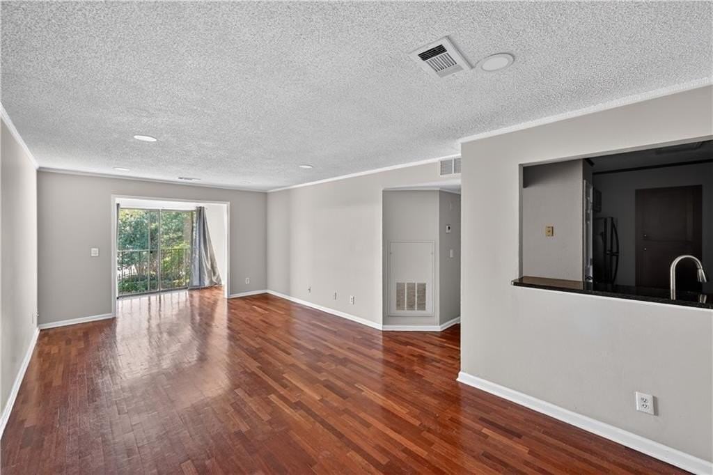 2657 Lenox Rd Ne #H110 - Photo 3 of 22