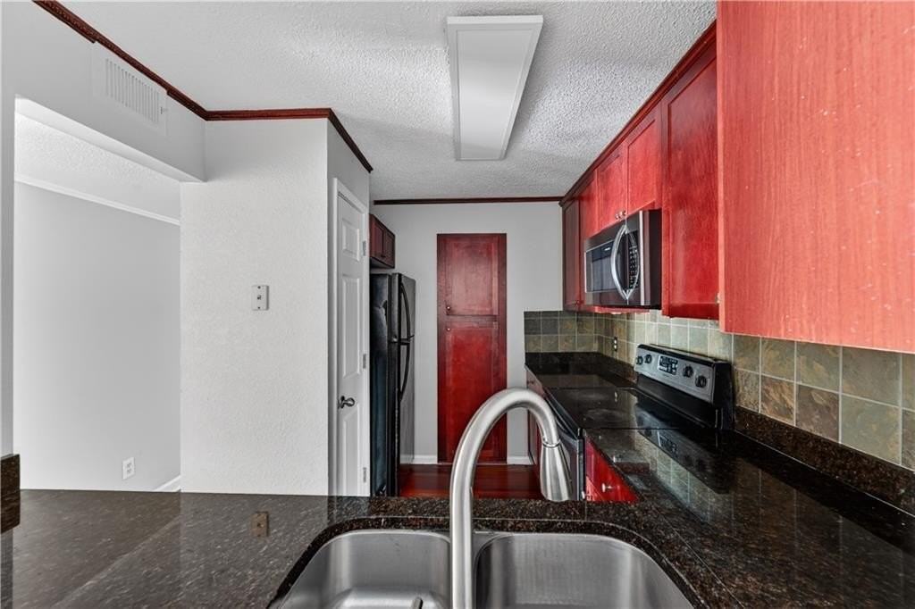 2657 Lenox Rd Ne #H110 - Photo 7 of 22