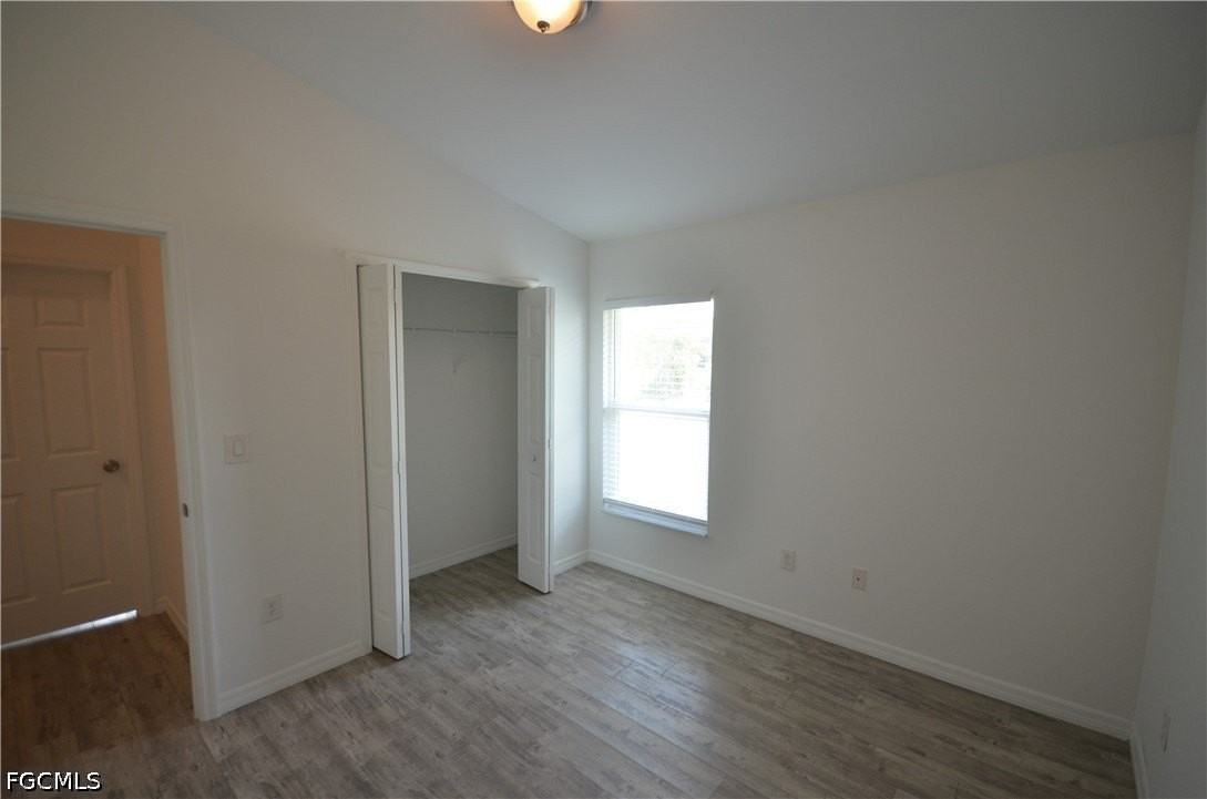 2225 Carver Ave - Photo 7 of 12