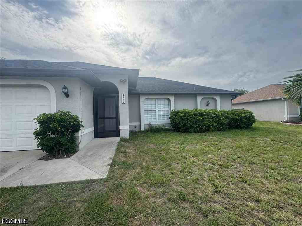 2227 Sw 5th Ave - Photo 3 of 26