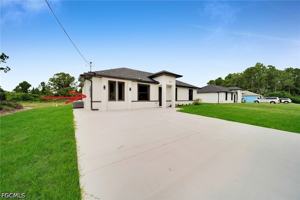 featured image of 462 Lampion Ave S