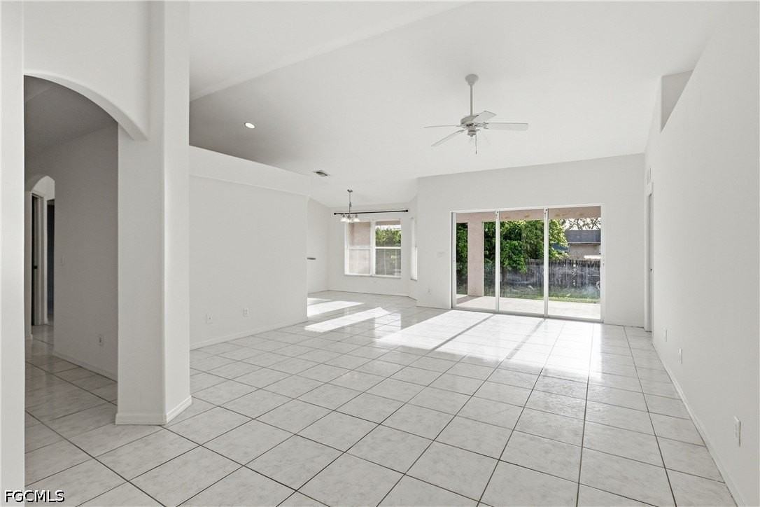 1403 Curtis Ave S - Photo 6 of 31