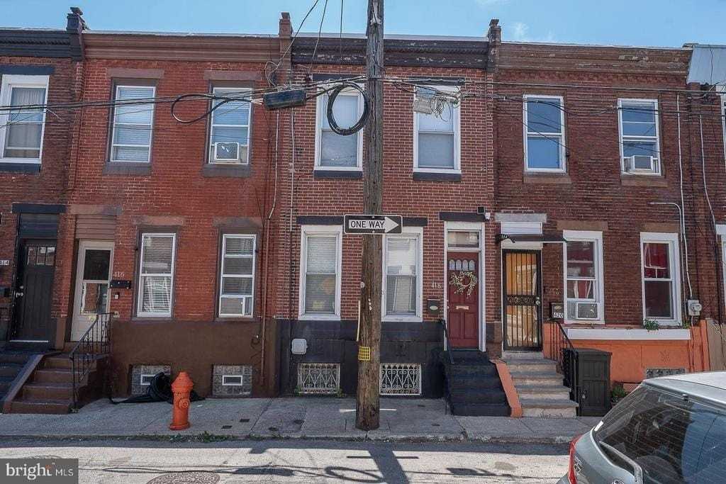 418 Harlan St - Photo 2 of 31