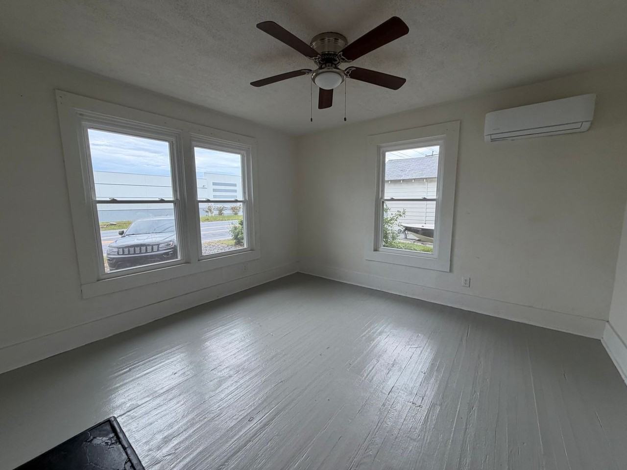 186 Celriver Rd - Photo 3 of 7