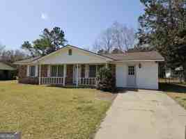 featured image of 630 Dorothy St