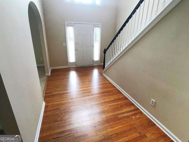 377 Fairbrook Cir - Photo 4 of 28