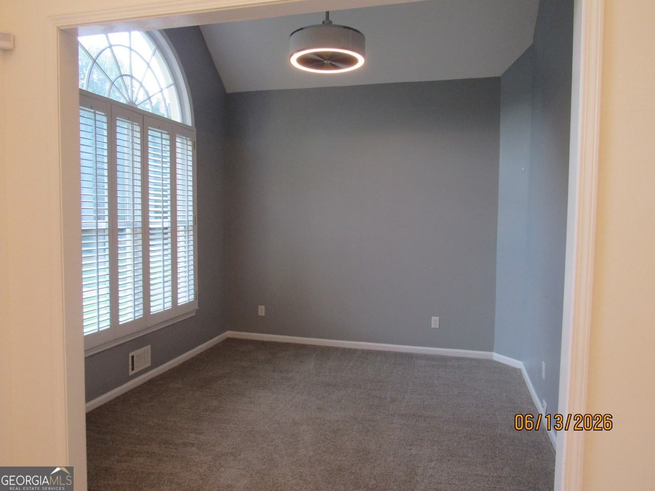 115 Sutton Ct - Photo 6 of 30
