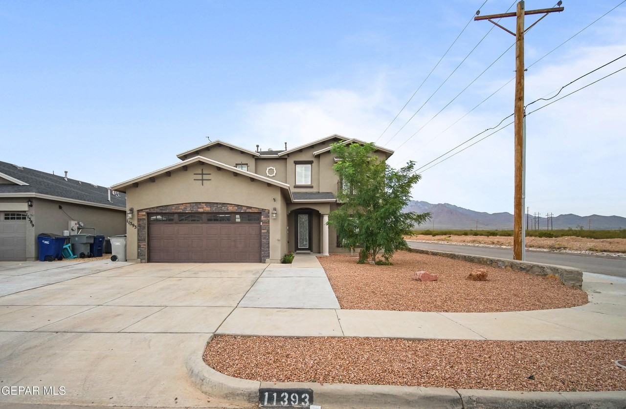 11393 Bullseye St - Photo 4 of 36