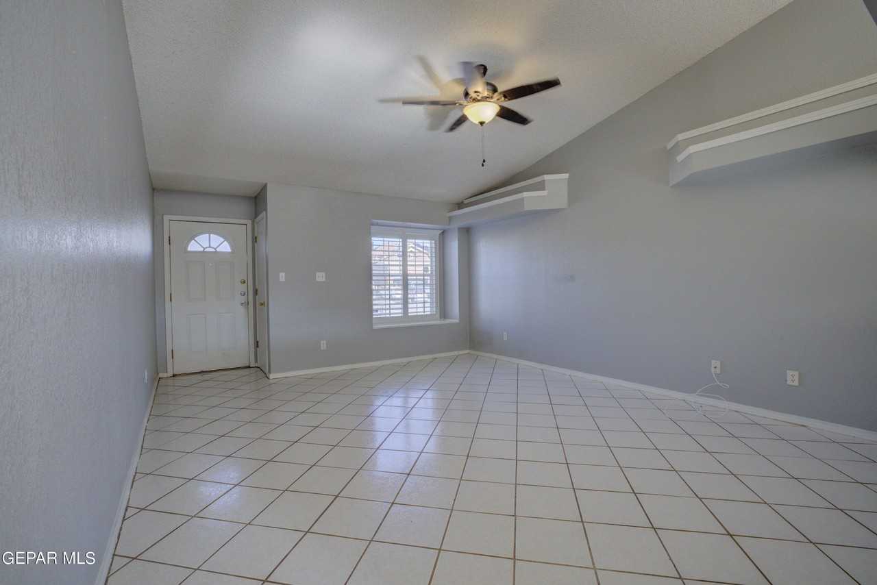3404 Rosinie Rose Pl - Photo 5 of 22