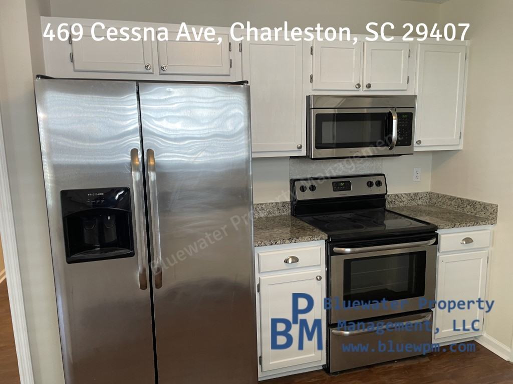 469 Cessna Ave #1 - Photo 2 of 8