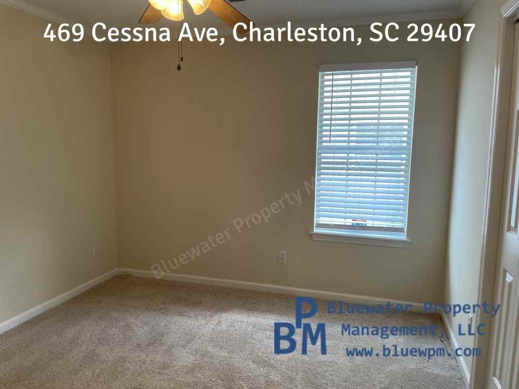 469 Cessna Ave #1 - Photo 7 of 8