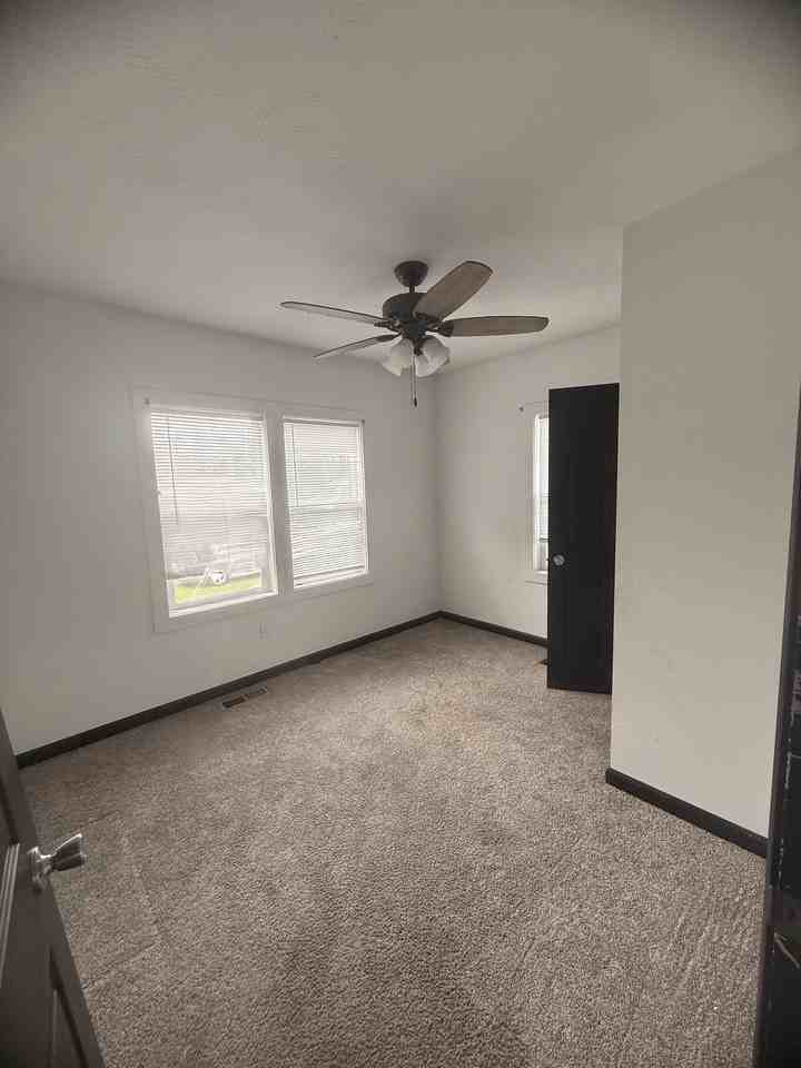 518 N Nettleton Ave #1 - Photo 5 of 10