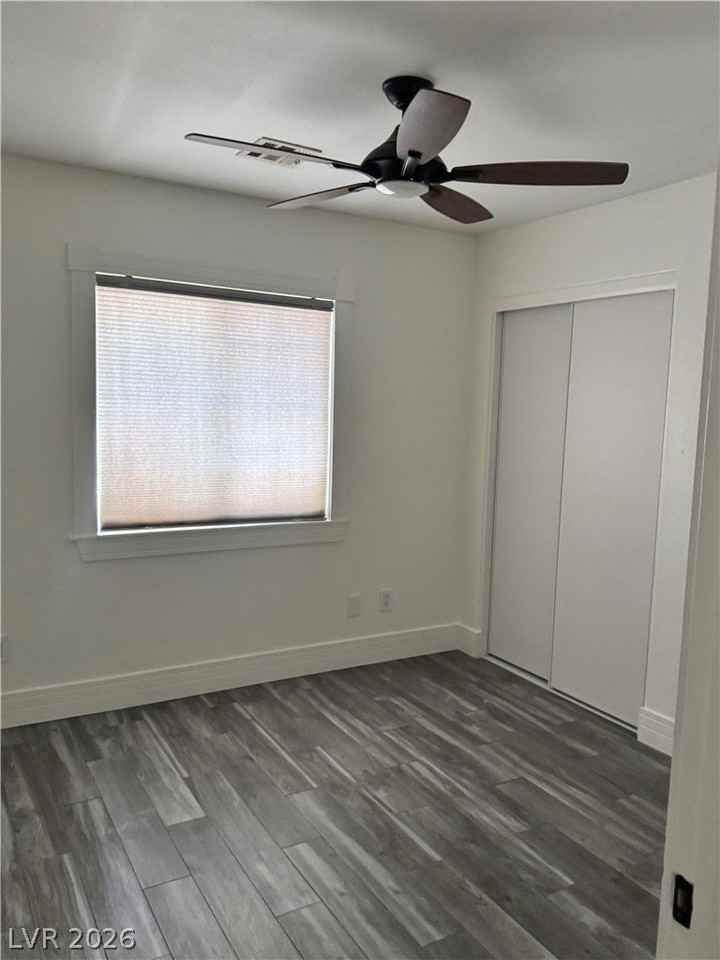 5396 Golden Barrel Ave - Photo 7 of 30