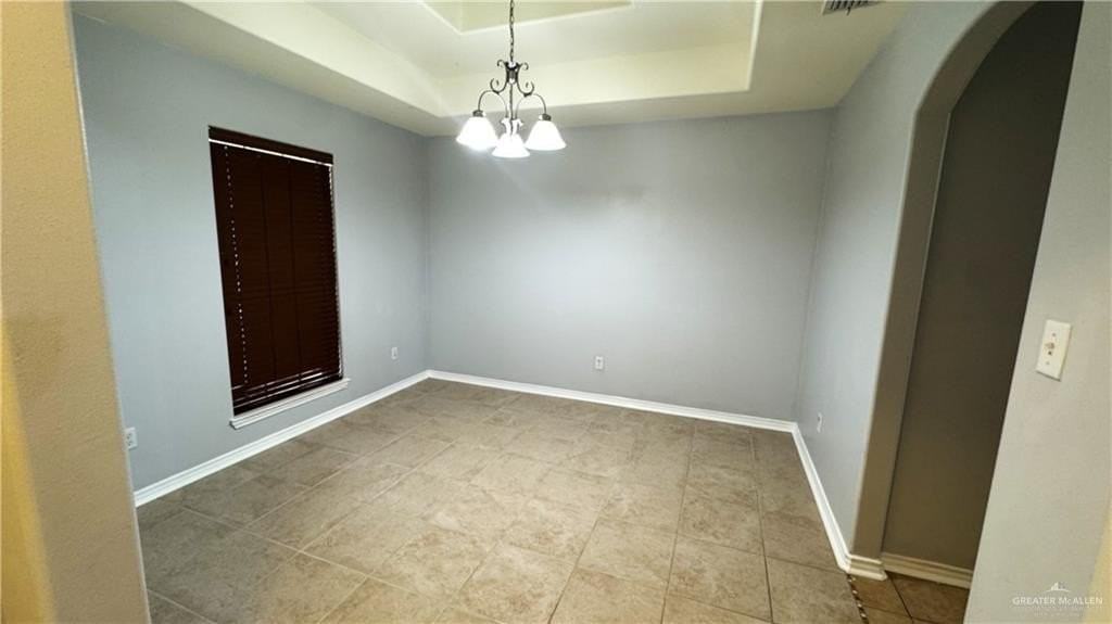 3405 Santa Monica - Photo 3 of 28