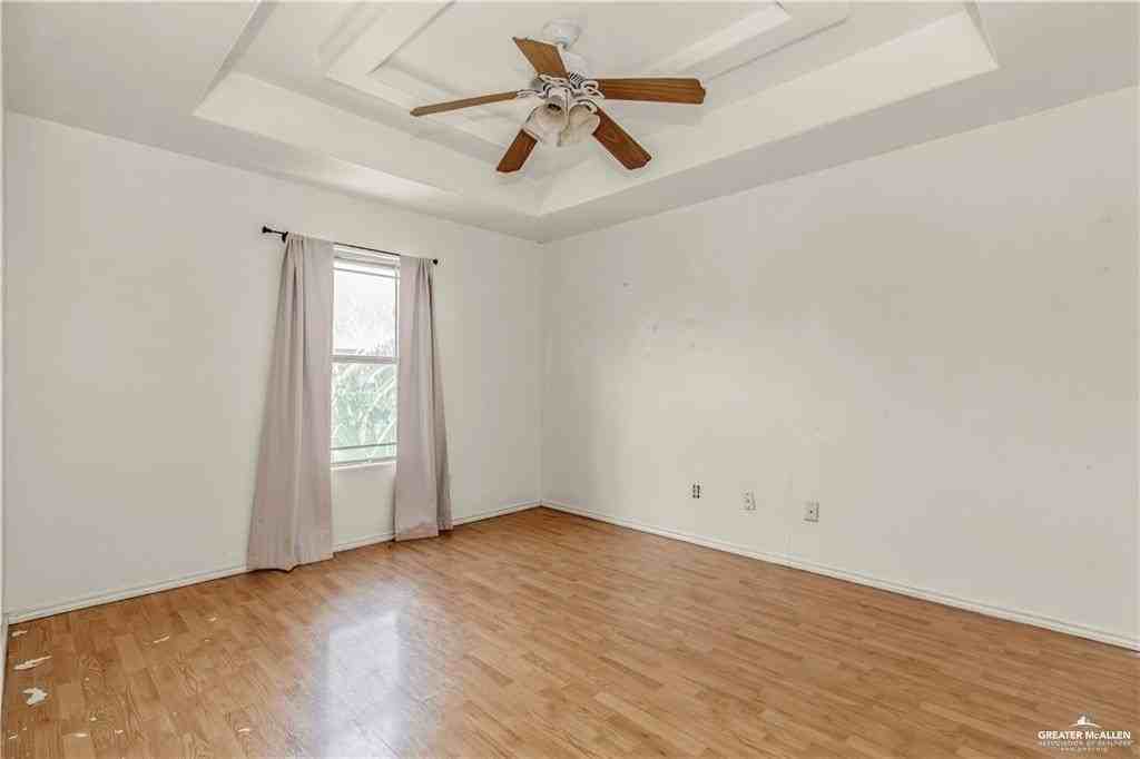 1303 W Fig Ave #A - Photo 5 of 5