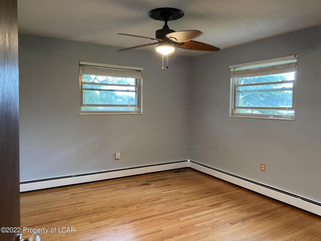 317 Highland Ave - Photo 7 of 18